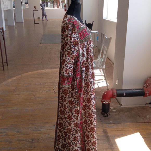 Vintage Floral Maxi Mumu - Picture 2 of 10